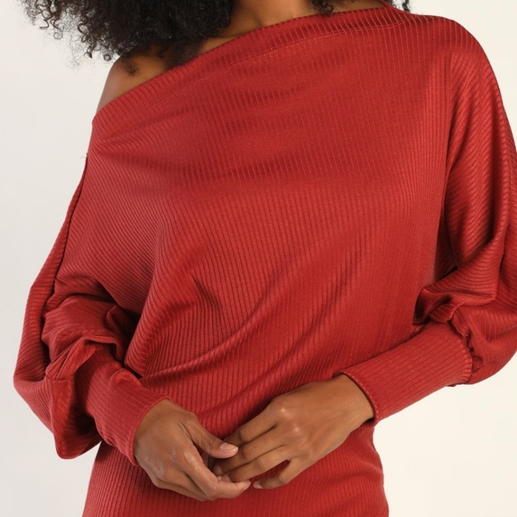 Lulu's Midi Dress - Picture 2 of 6